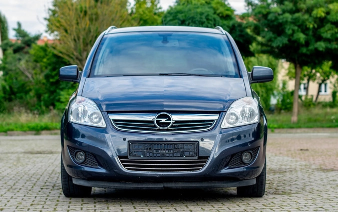 Opel Zafira cena 20900 przebieg: 186700, rok produkcji 2010 z Elbląg małe 379